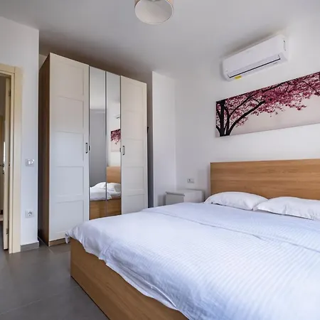 Feel The Comfort At Apartment Bodrum